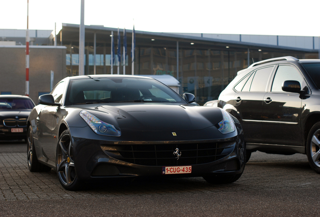 Ferrari FF