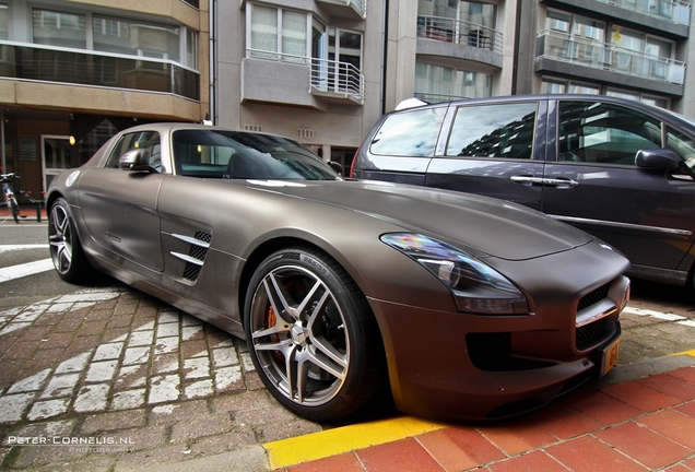 Mercedes-Benz SLS AMG