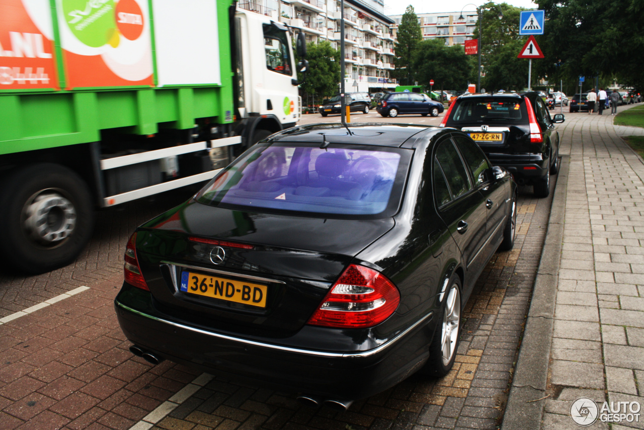 Mercedes-Benz E 55 AMG