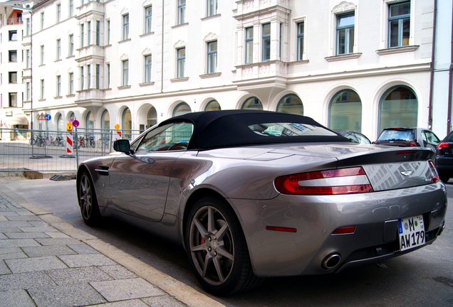 Aston Martin V8 Vantage Roadster