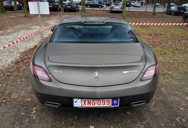 Mercedes-Benz SLS AMG