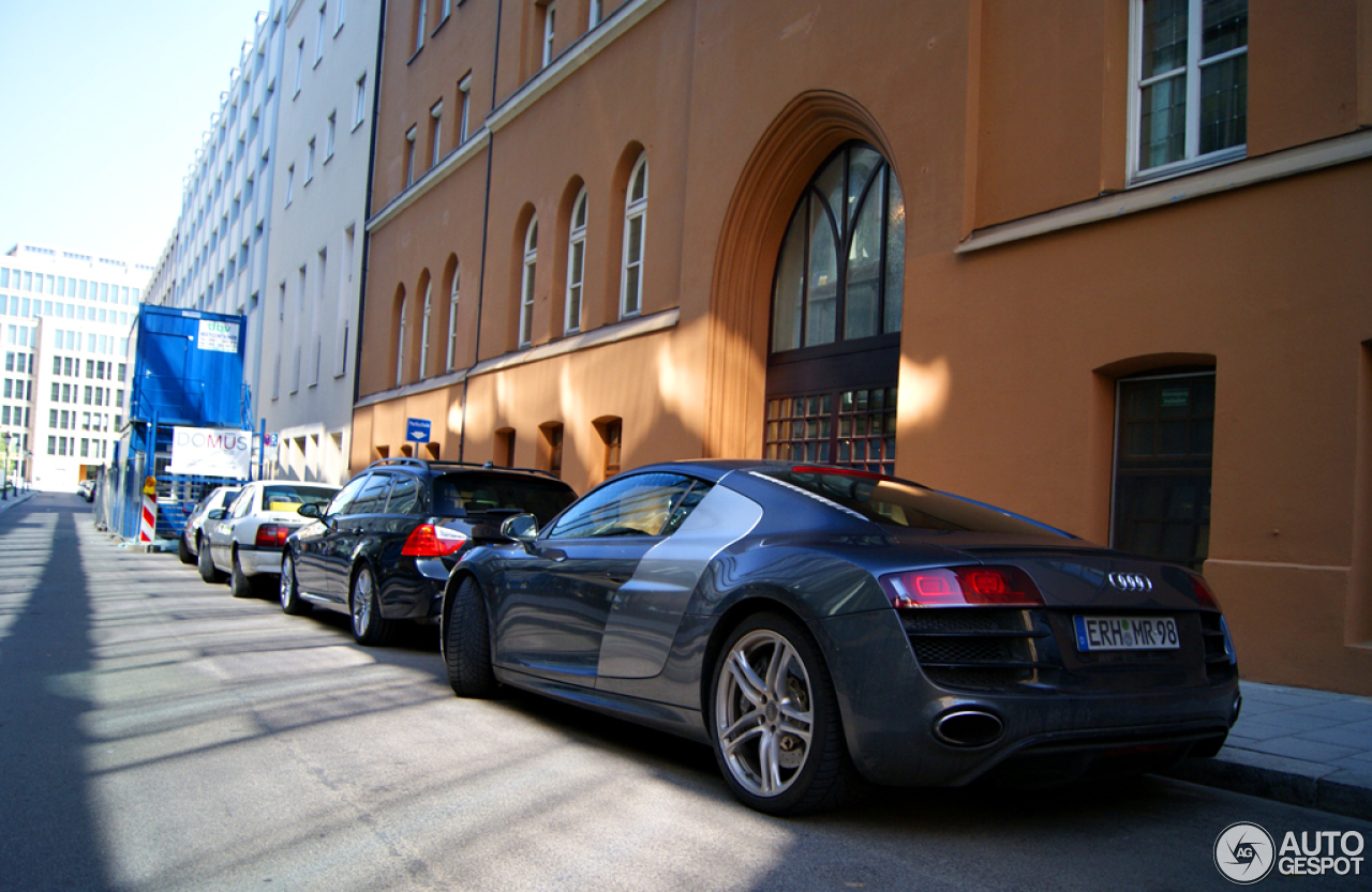 Audi R8 V10