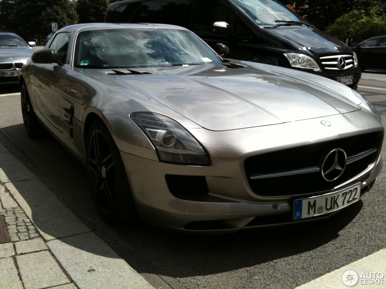 Mercedes-Benz SLS AMG