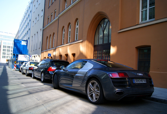 Audi R8 V10