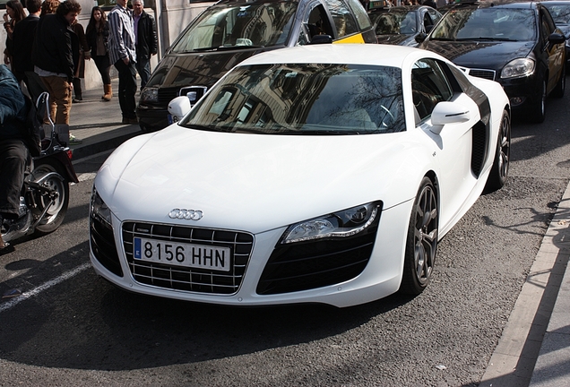 Audi R8 V10