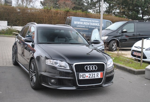 Audi RS4 Avant B7