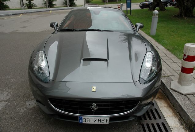 Ferrari California