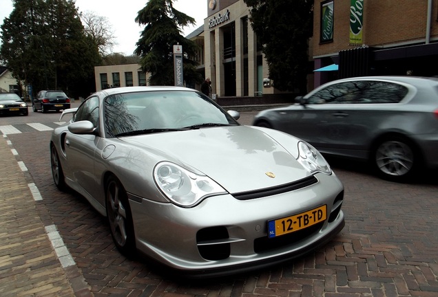 Porsche 996 GT2