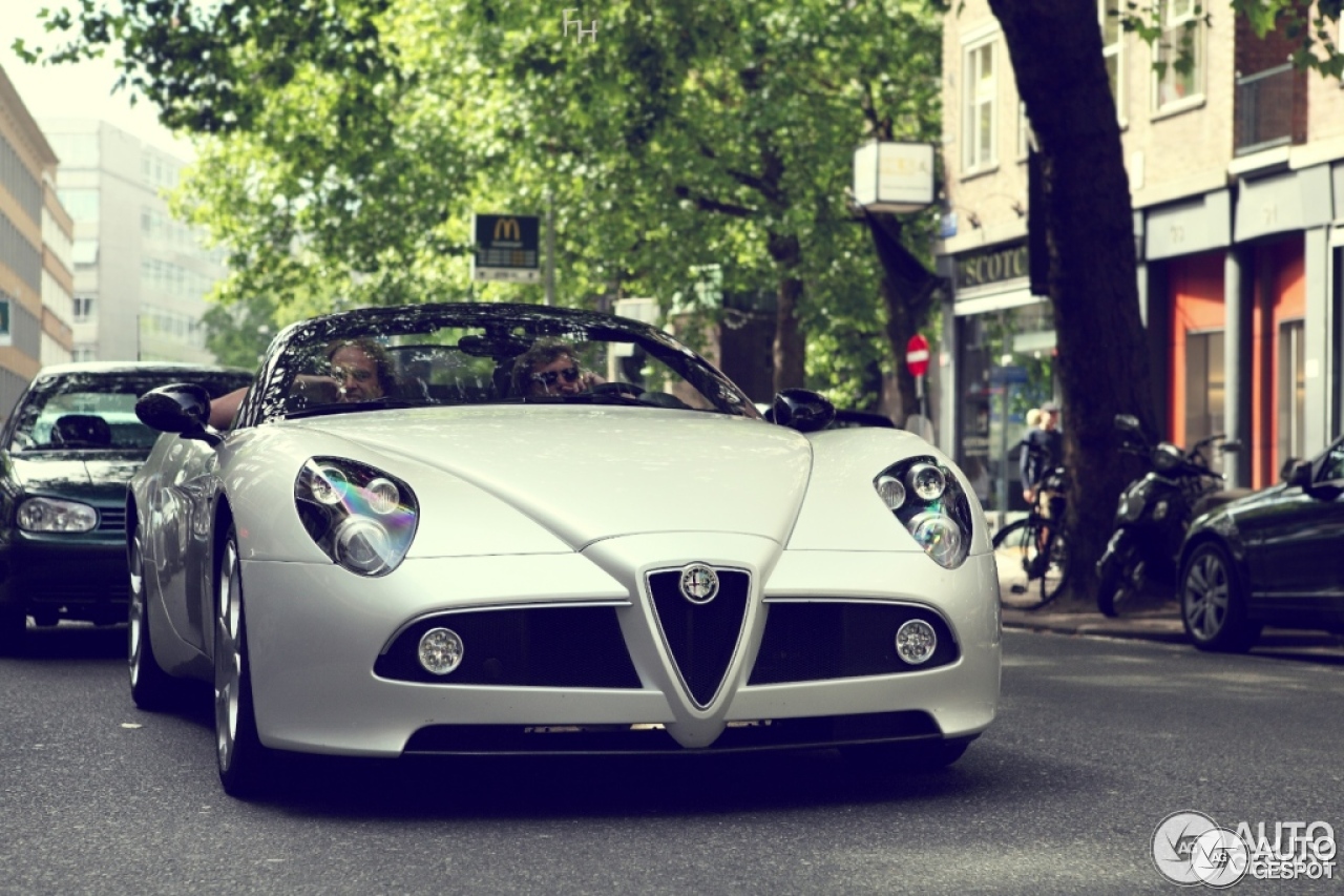 Alfa Romeo 8C Spider