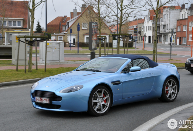 Aston Martin V8 Vantage Roadster