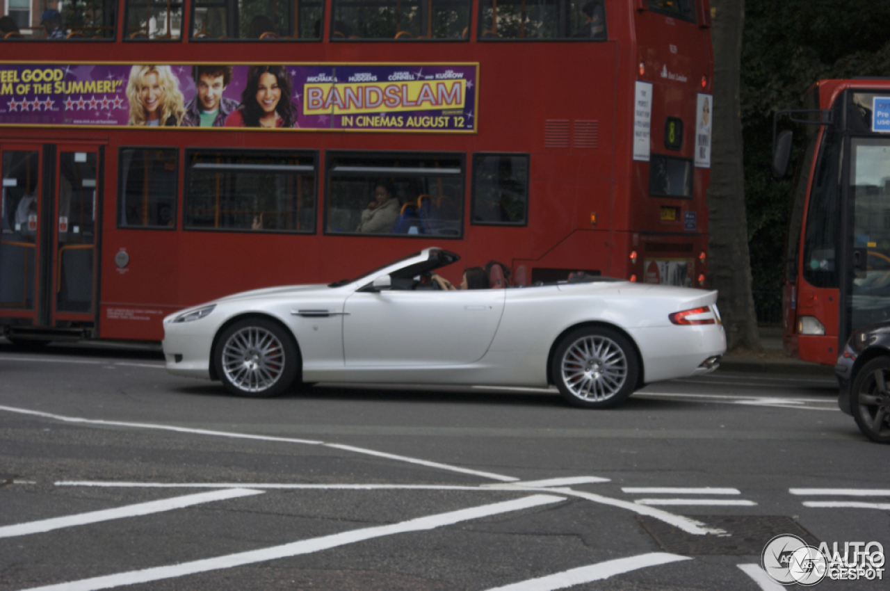 Aston Martin DB9 Volante