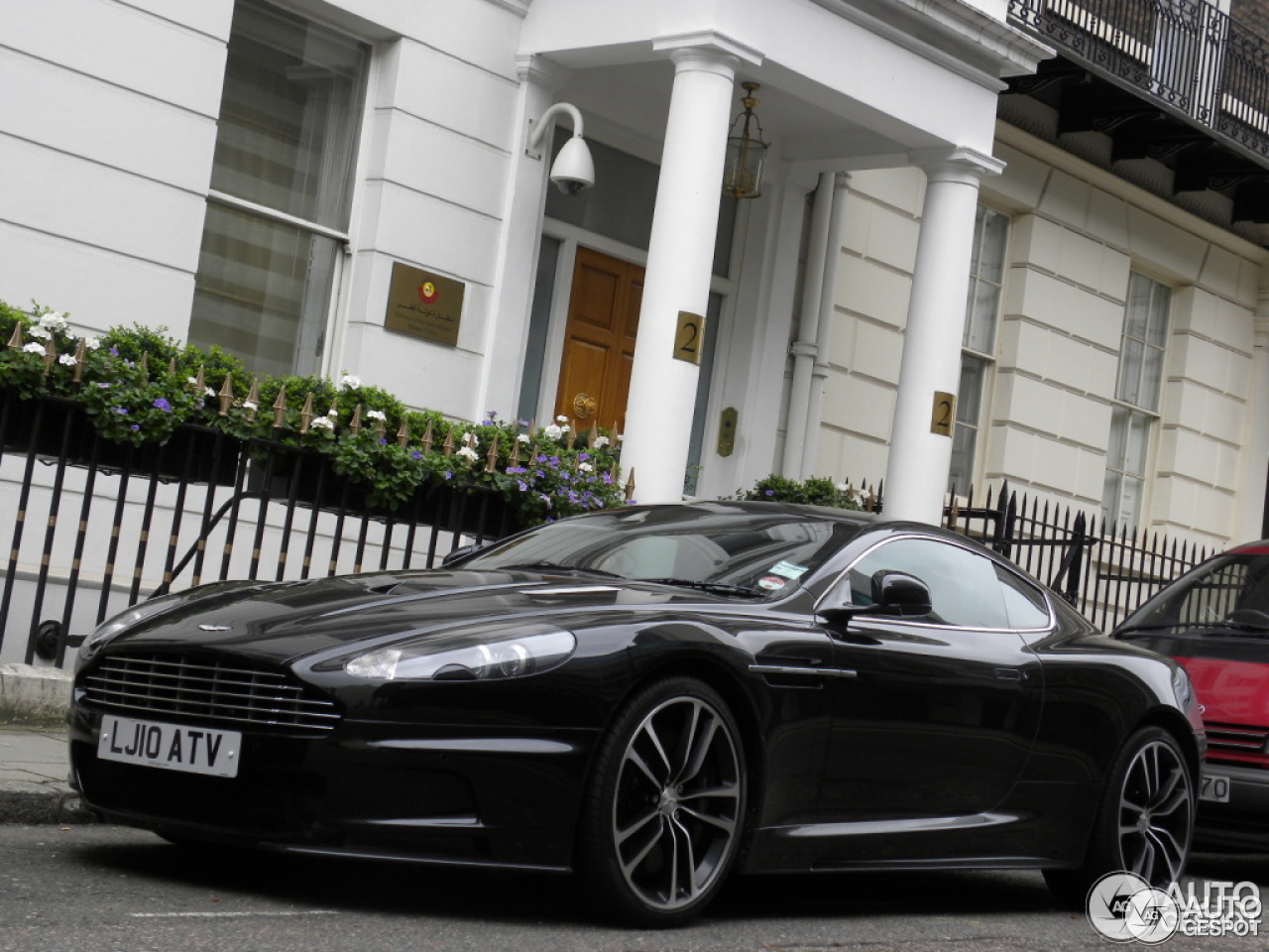 Aston Martin DBS