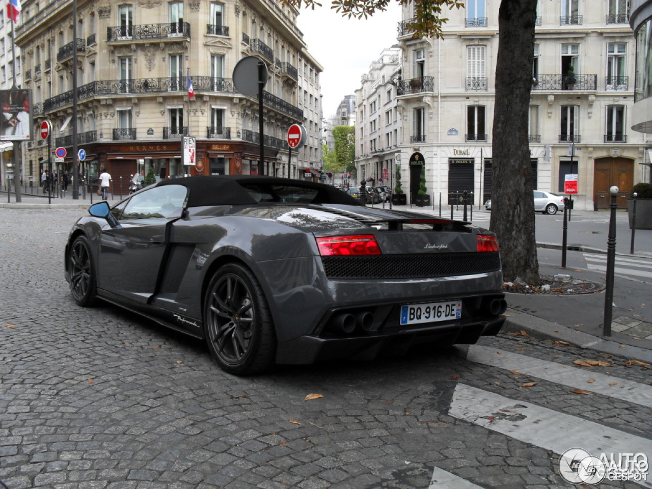 Lamborghini Gallardo LP570-4 Spyder Performante