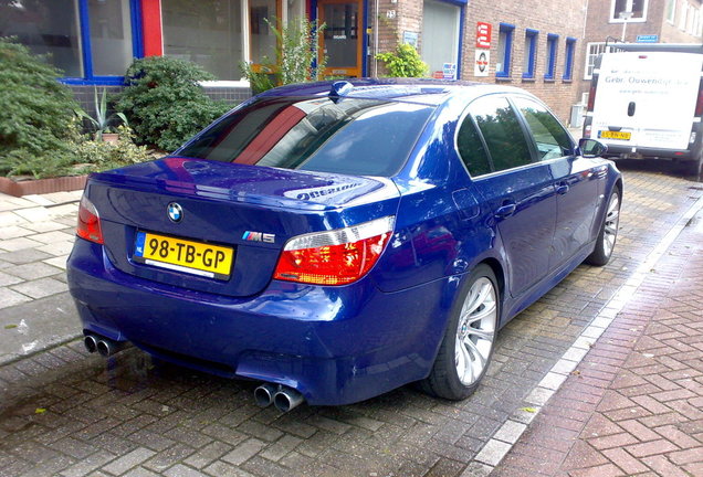 BMW M5 E60 2005