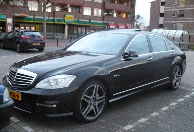 Mercedes-Benz S 63 AMG W221 2010