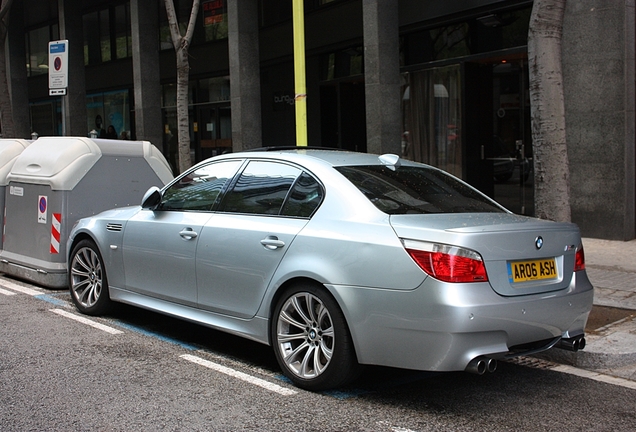 BMW M5 E60 2005