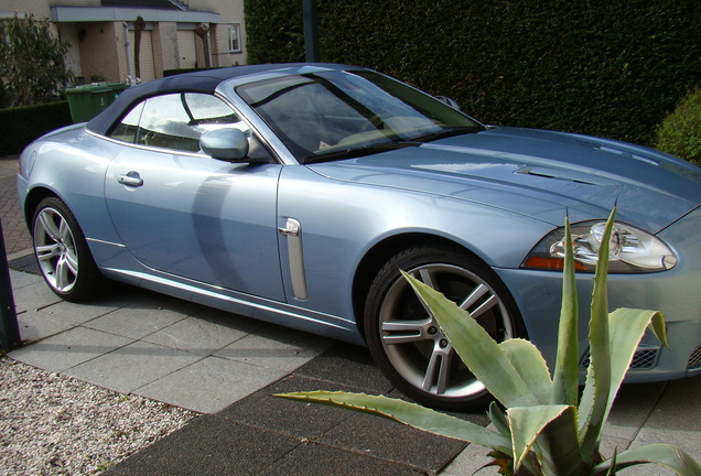 Jaguar XKR Convertible 2006