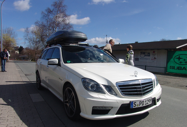 Mercedes-Benz E 63 AMG S212 V8 Biturbo