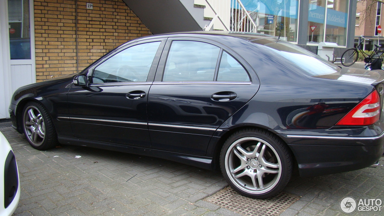 Mercedes-Benz C 55 AMG