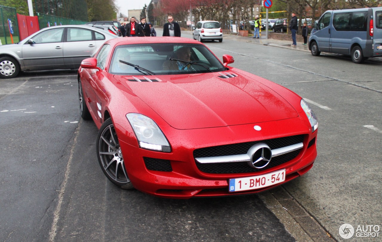 Mercedes-Benz SLS AMG