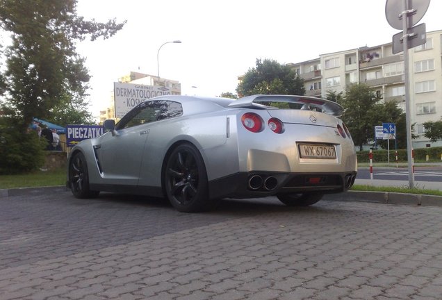 Nissan GT-R