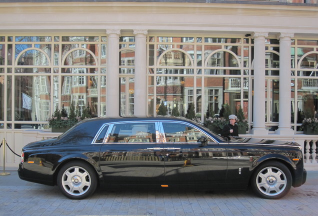 Rolls-Royce Phantom EWB