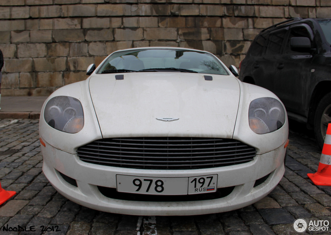 Aston Martin DB9