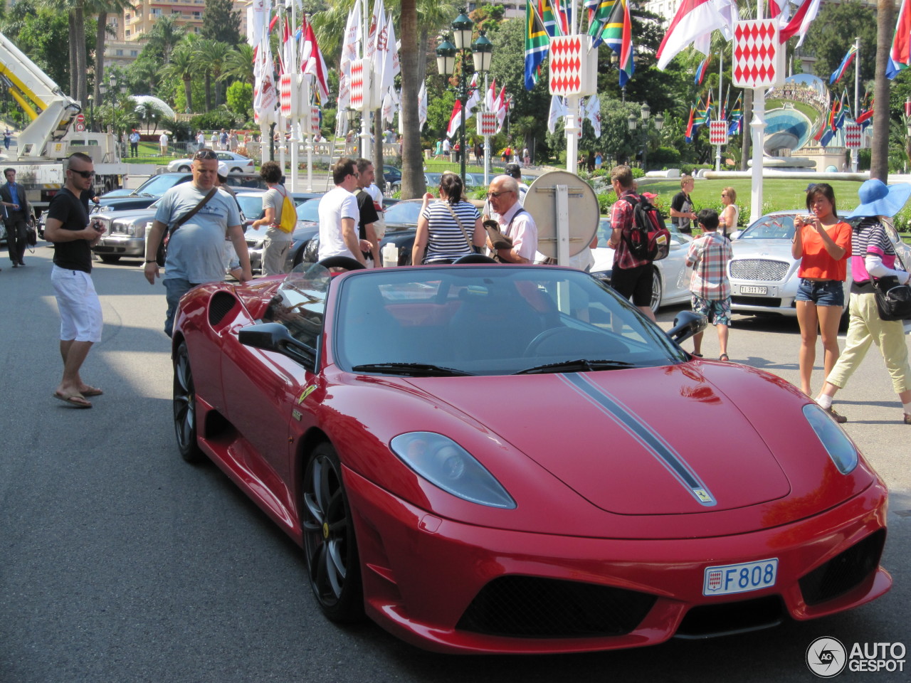 Ferrari Scuderia Spider 16M