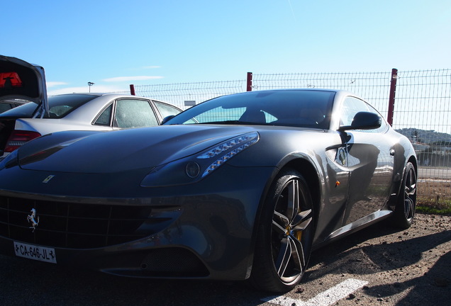 Ferrari FF