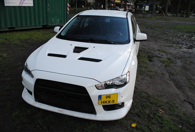 Mitsubishi Lancer Evolution X MR