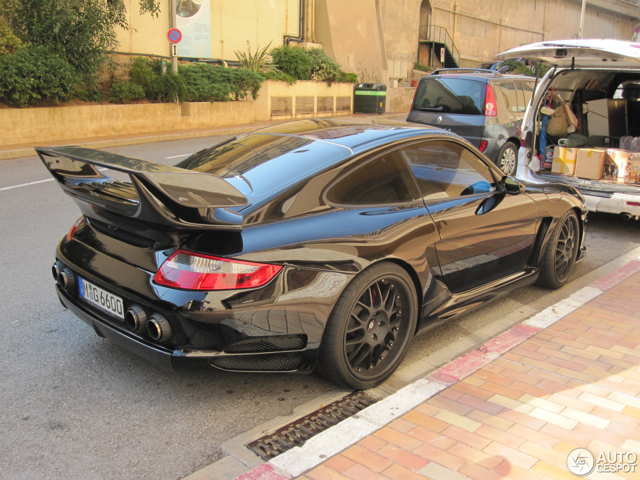 Gemballa Avalanche GTR 600