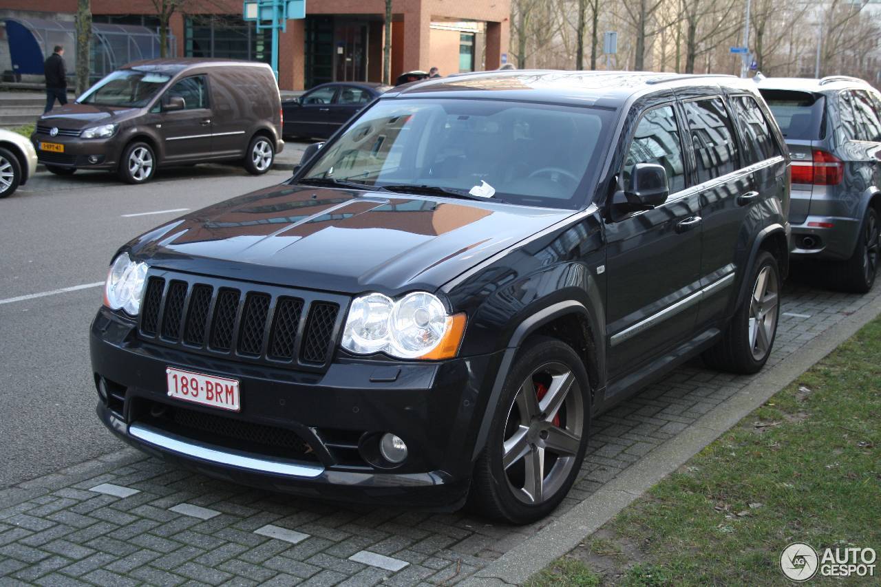 Jeep Grand Cherokee SRT-8 2005