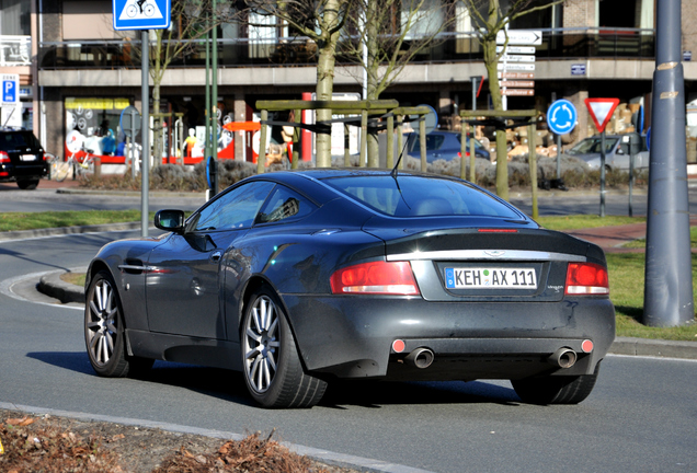 Aston Martin Vanquish S