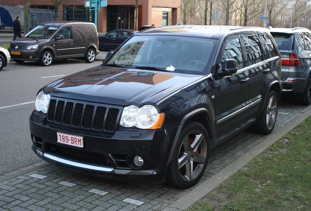 Jeep Grand Cherokee SRT-8 2005