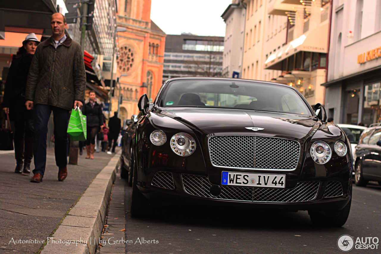 Bentley Continental GTC 2012