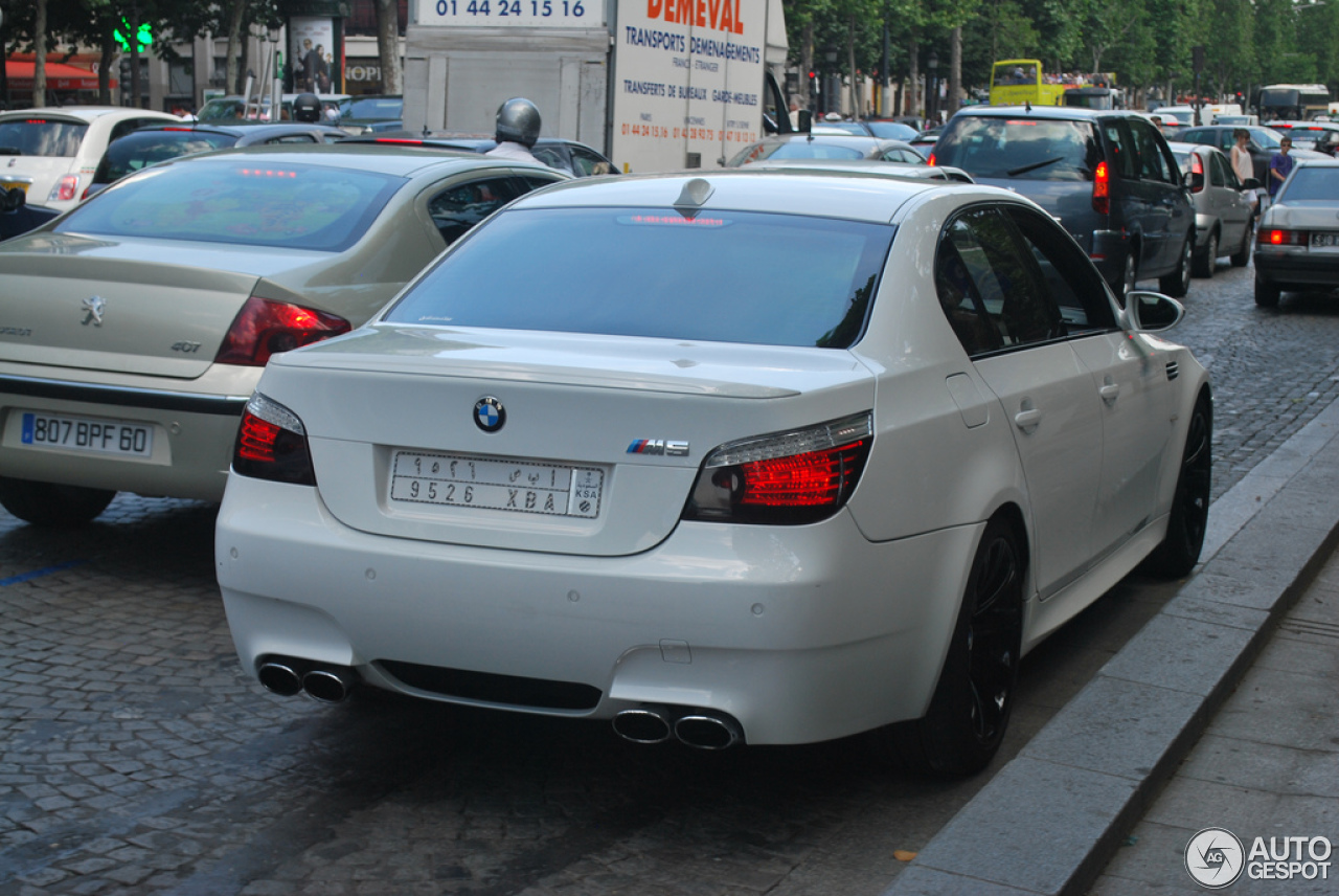 BMW M5 E60 2005