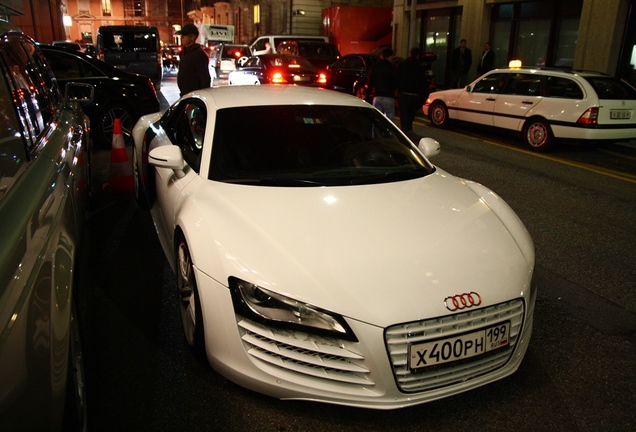 Audi R8