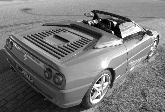 Ferrari F355 Spider