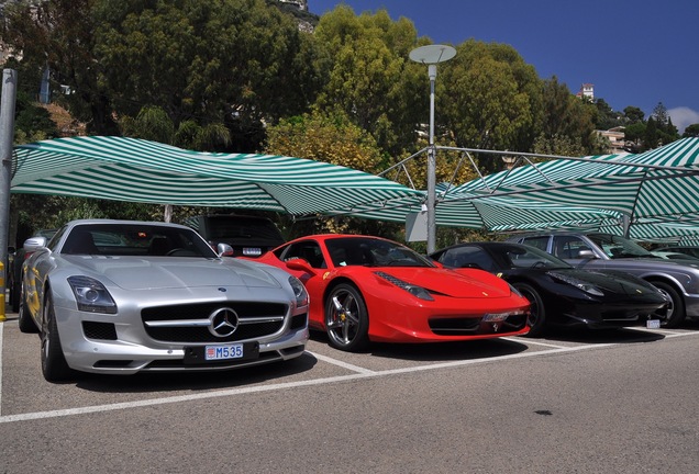 Mercedes-Benz SLS AMG