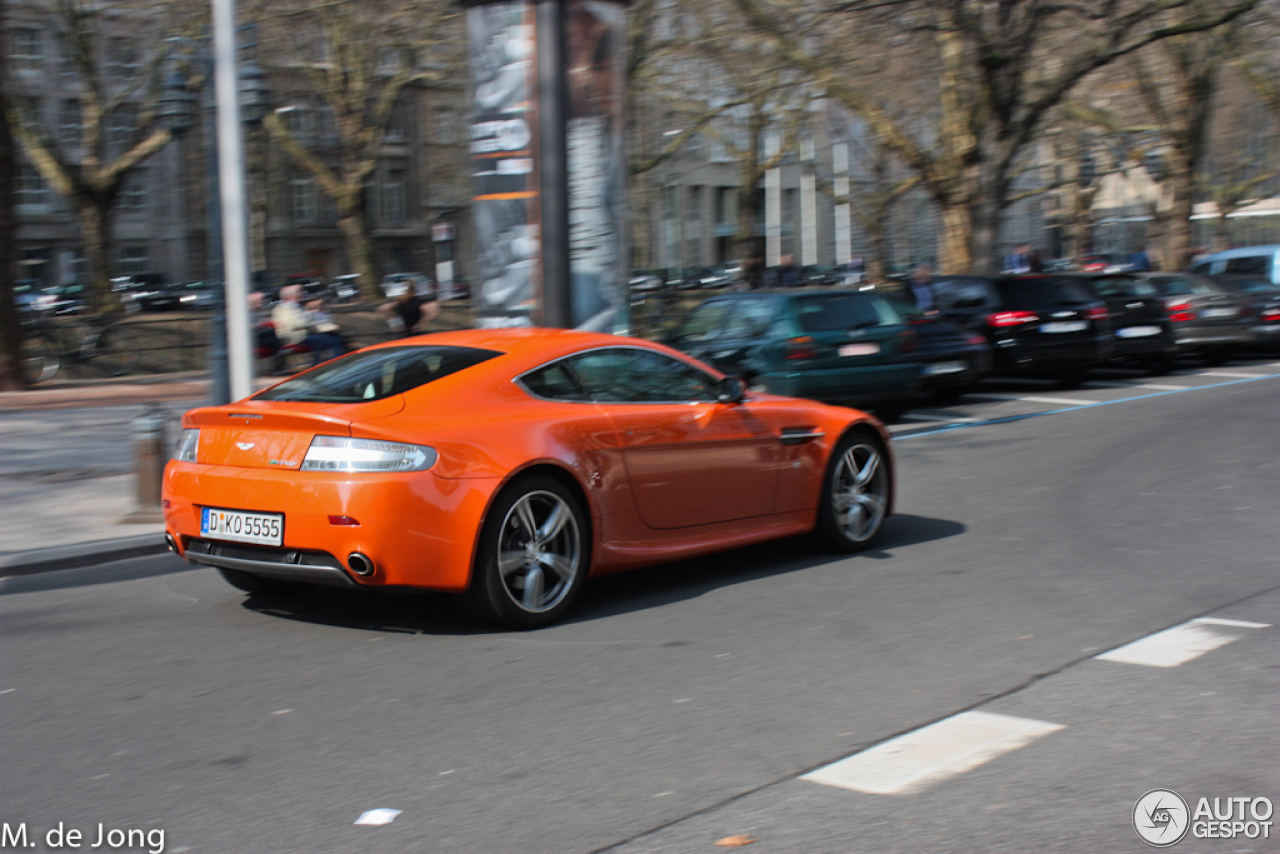 Aston Martin V8 Vantage N400