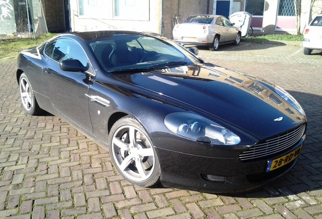 Aston Martin DB9