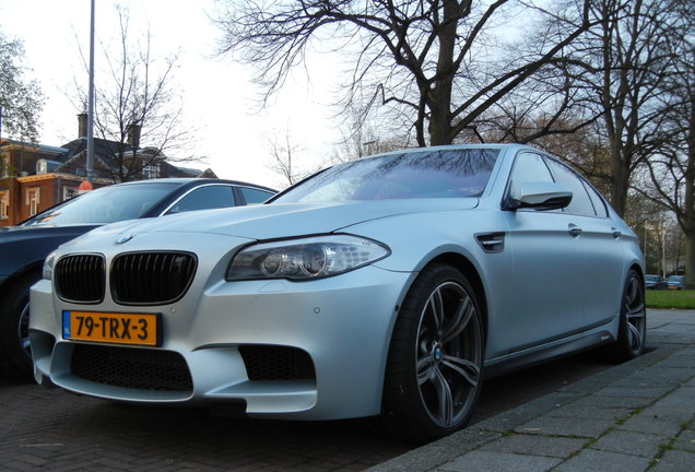 BMW M5 F10 2011