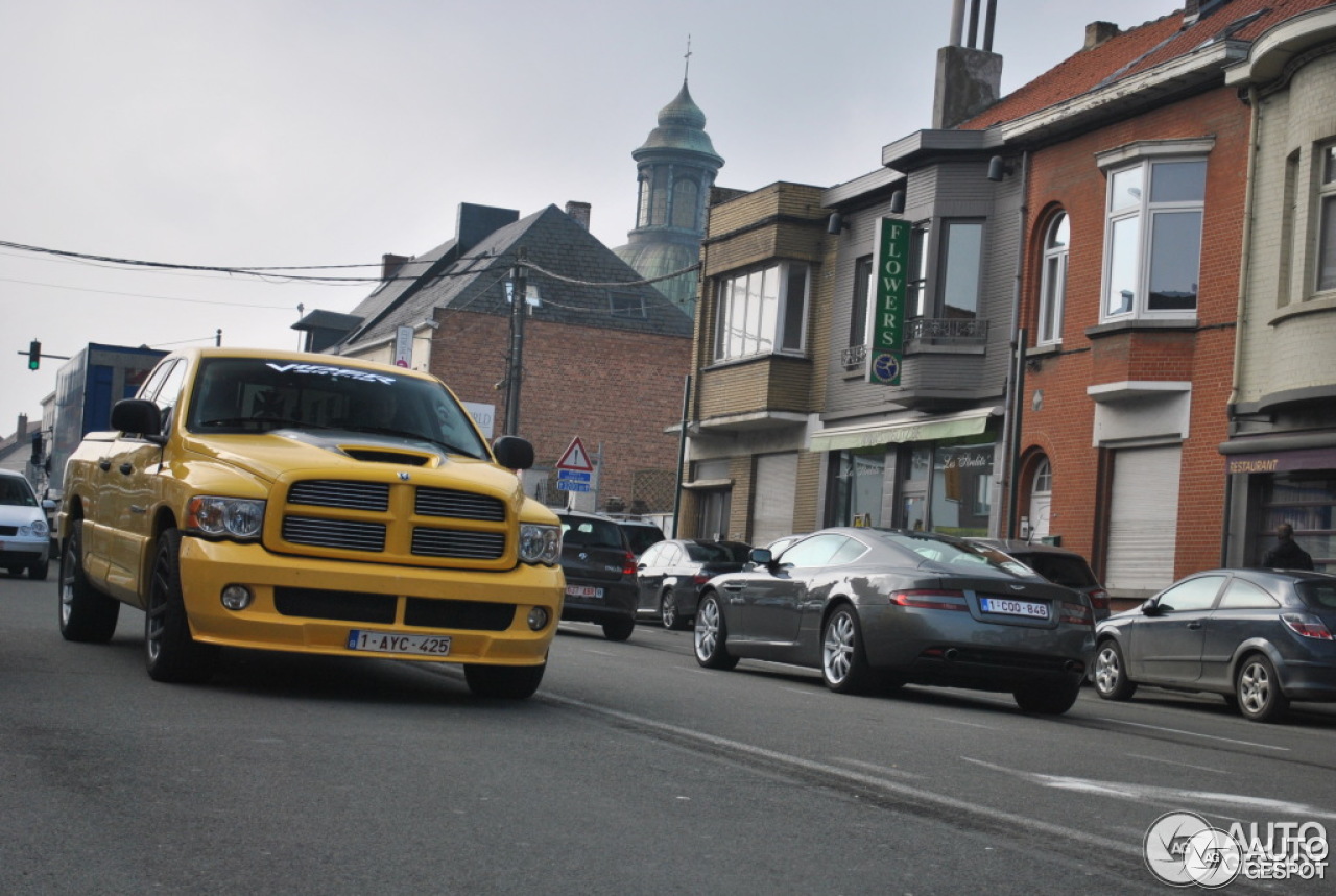 Aston Martin DB9