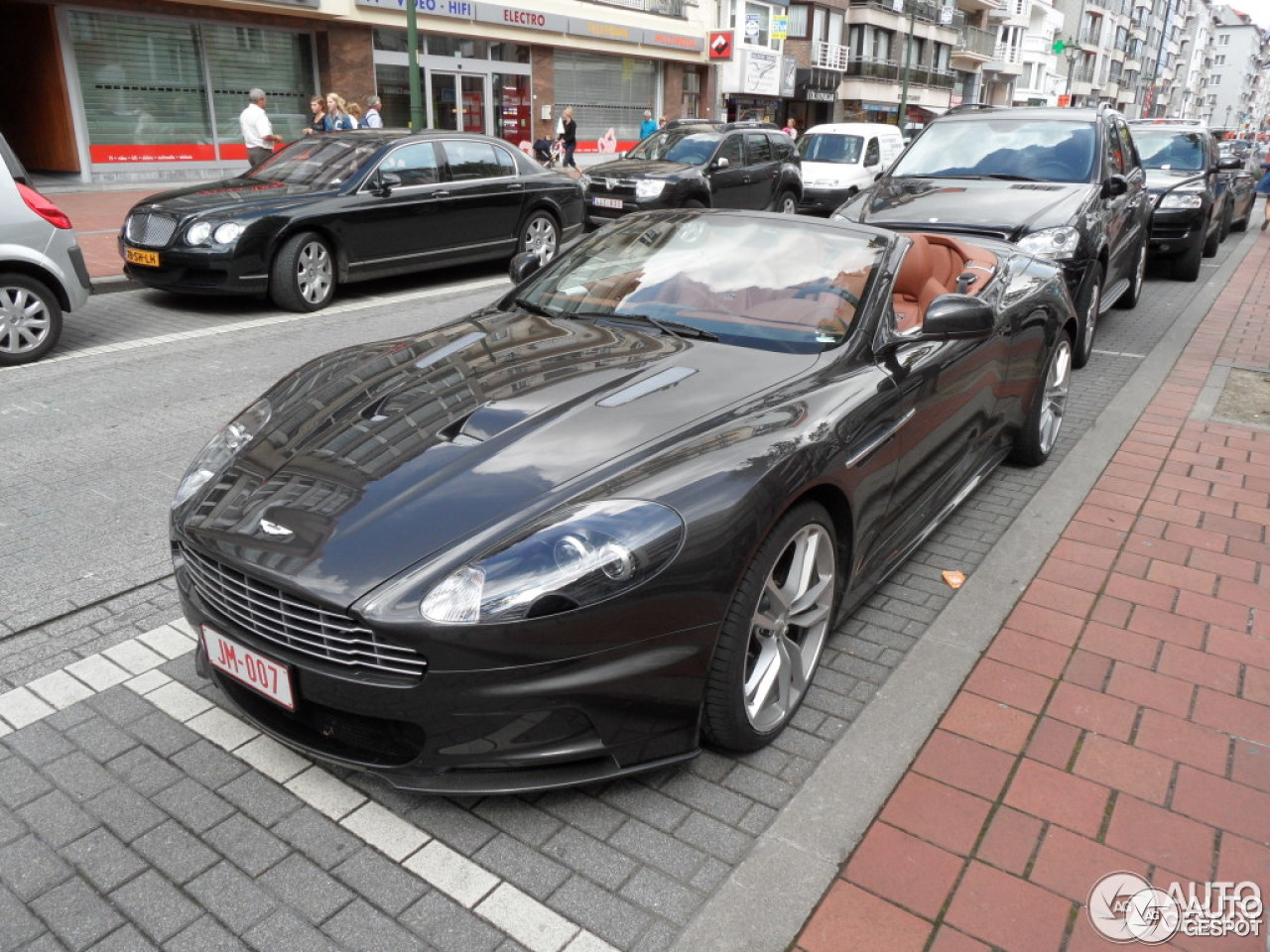 Aston Martin DBS Volante