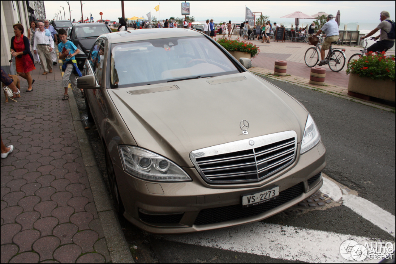 Mercedes-Benz S 65 AMG V221 2010