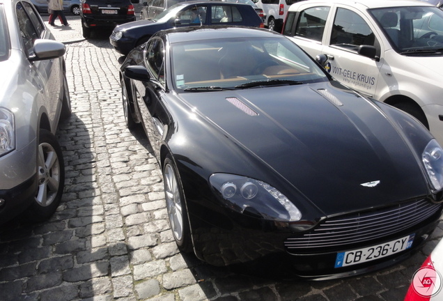 Aston Martin V8 Vantage