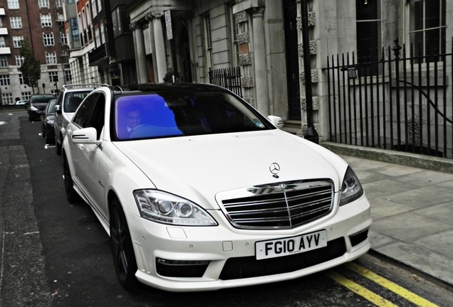 Mercedes-Benz S 65 AMG V221 2010