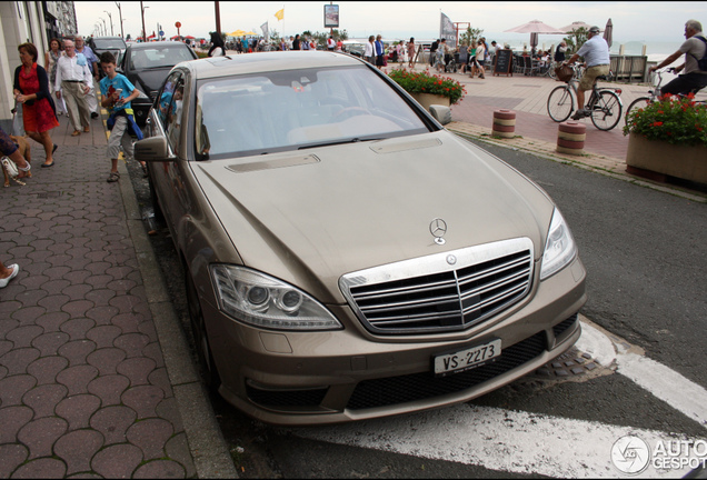 Mercedes-Benz S 65 AMG V221 2010