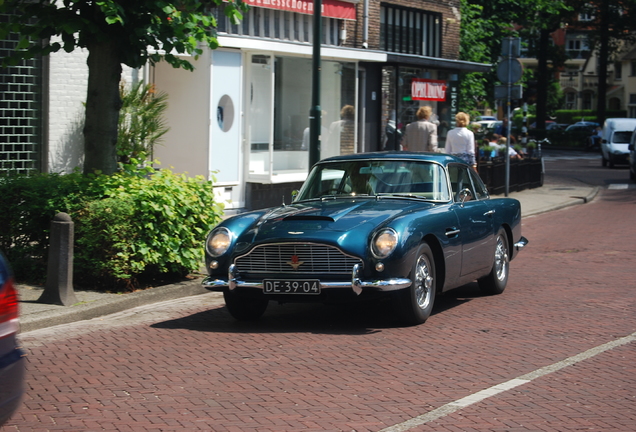 Aston Martin DB4 Vantage