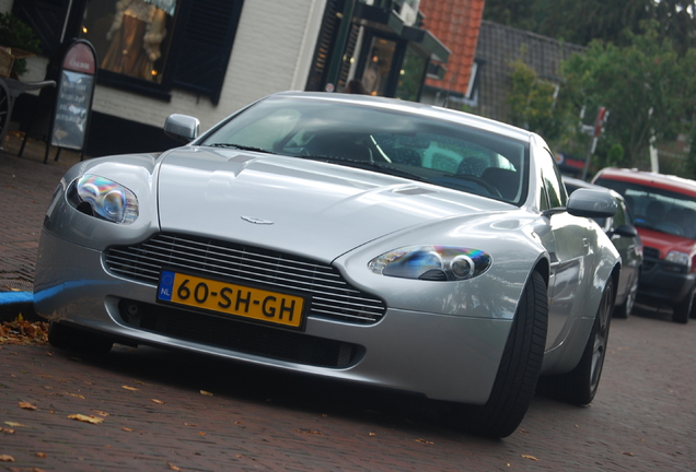 Aston Martin V8 Vantage